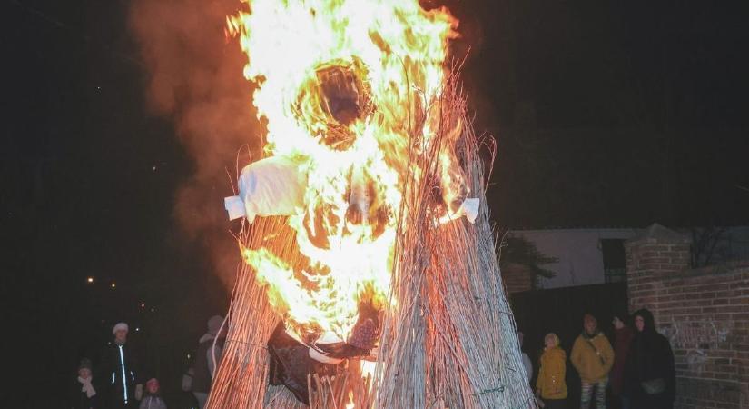 Lángra lobbant elengedés