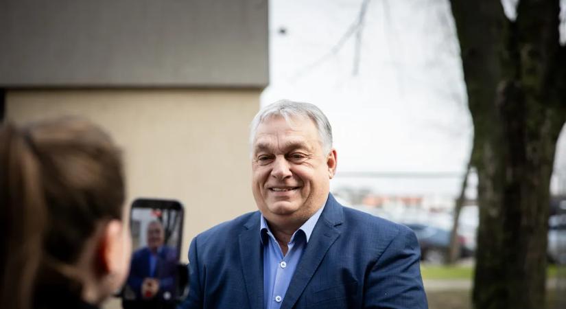 Hihetetlen ajándékot kapott Orbán Viktor Békéscsabán