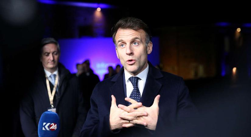 Macron beszólt Trumpnak: A vámokat leállító amerikai bírósági döntés a demokrácia bizonyítéka