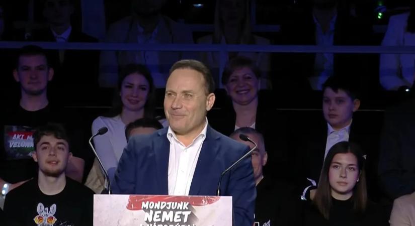 "Egy hős, ha kell, meghal a hazájáért, de sokkal inkább érte él" - könnyfakasztó vallomást tett Takács Árpád