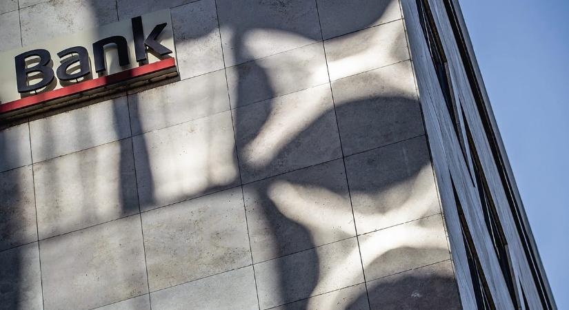 Tényleg drágák a magyar bankok?