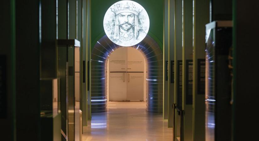 Át a csillagkapun egy másik valóságba – A Magyar Nemzeti Múzeum Attila című kiállításáról