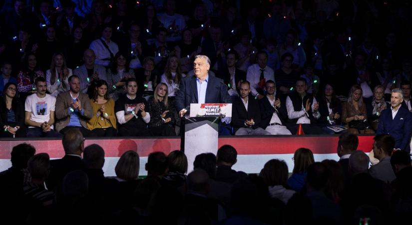 Orbán Viktor: győzni csak teljes odaadással lehet (élő)