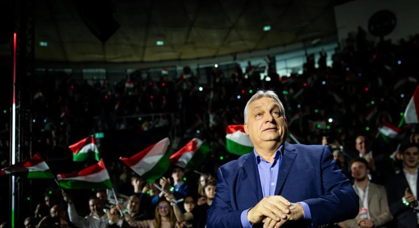 Zúgott a Hajrá Fidesz! - felfokozott hangulat a békéscsabai Háborúellenes Gyűlésen - Képgaléria