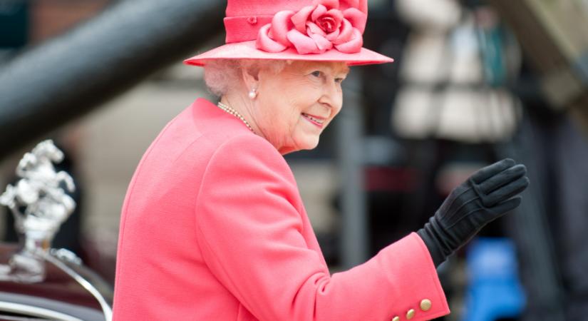 Erzsébet királynő apró tévedése, ami örökre megváltoztatta a protokollt