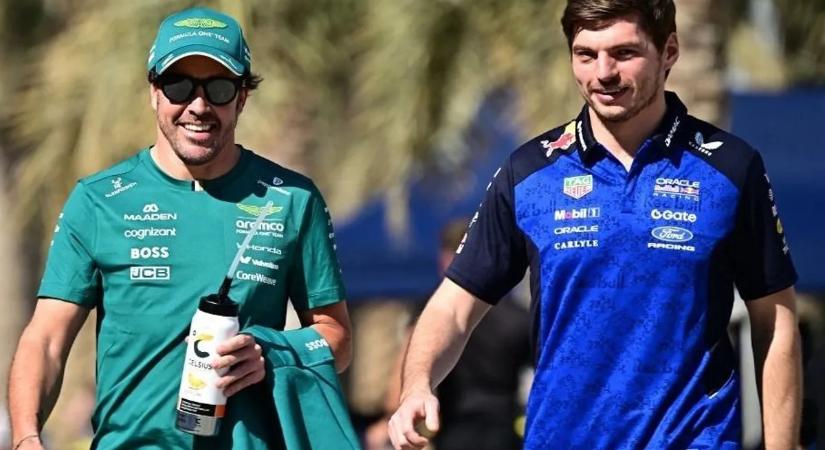 Ez nagyot szólna: együtt versenyzene a három Forma-1-es világbajnok