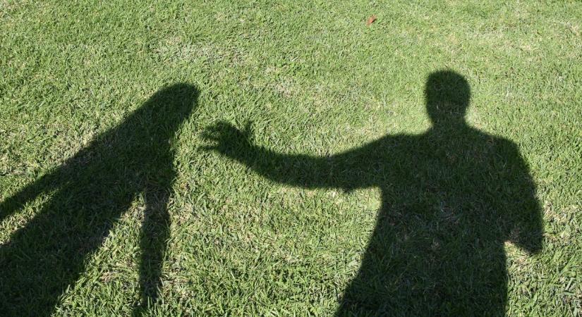 Évtizedekre rács mögé kerülhet az aljas pedofil