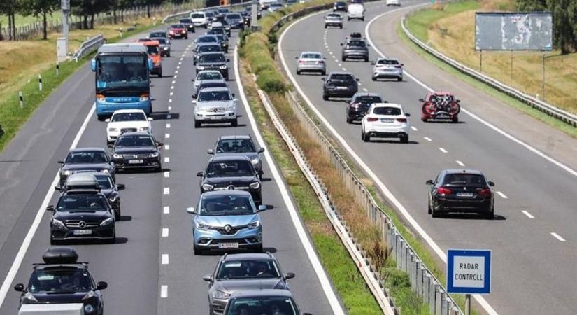 Hatalmas balesetet okozott, majd segítségnyújtás nélkül elhajtott - keresi a rendőrség