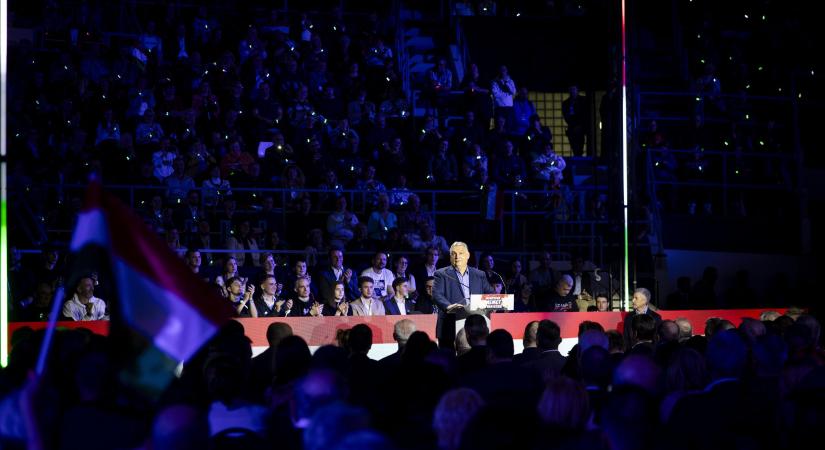 Békéscsabán folytatódott a Digitális Polgári Körök országjárása