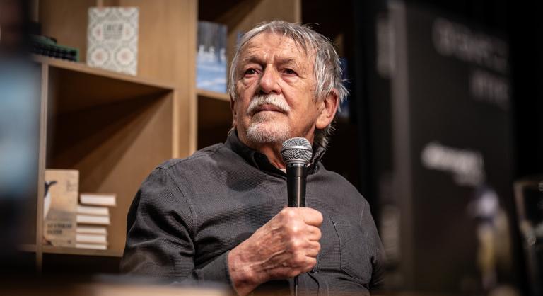 A mindennapi leépülés messze van a média által sugárzott hamis idilltől