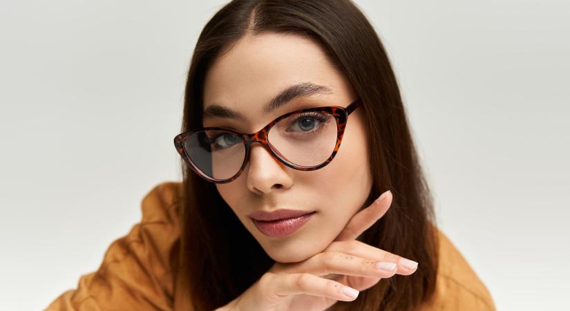 Megérkezett a szemüveg‑előfizetés Magyarországra: egy új korszak kezdete az optikai piacon
