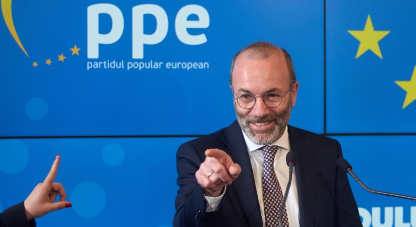 Íme a demokrácia Manfred módra