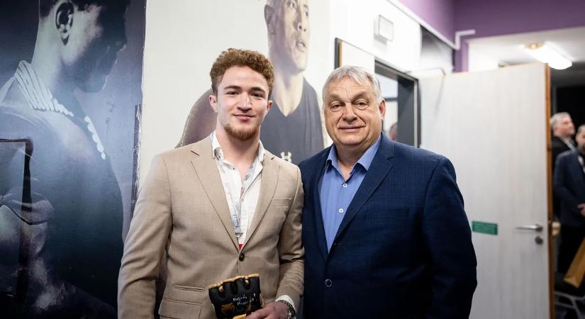 Orbán Viktor: Hajrá, Róka!