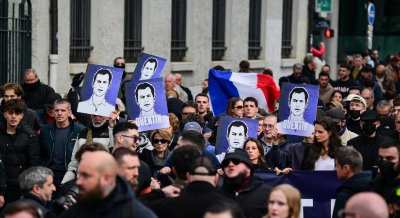 Rendkívüli készültség, megemlékezés Lyonban, ahol szélsőbalosok gyilkoltak meg egy szélsőjobbos fiatalt – videó a támadásról