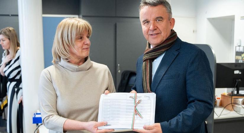 Mind a három Fidesz-KDNP-s képviselő megszerezte az indulás jogát