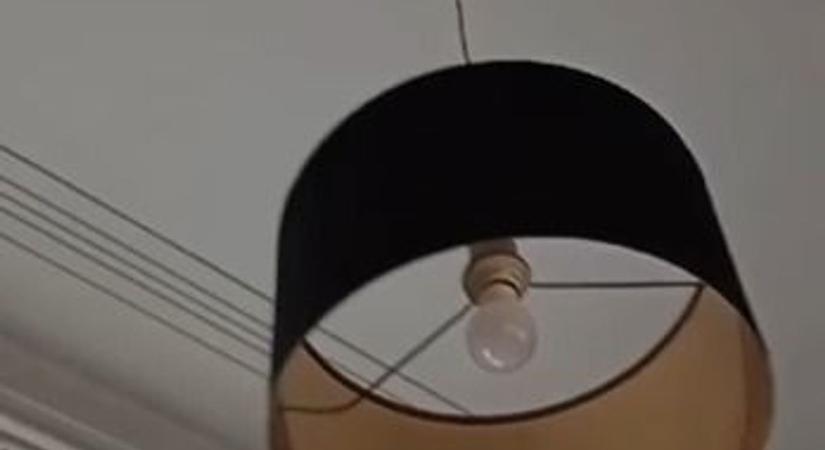 Így mozgott a csillár a győr-moson-soproni földrengésben