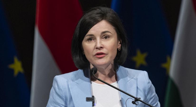 Kunhalmi Ágnes: Vicces, hogy egyszerre aggódnak a baloldalért és kérik, hogy tűnjön is el