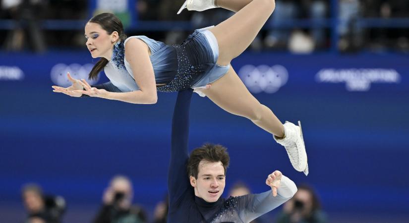 Oroszok viszik a magyar zászlót a téli olimpia záróünnepségén