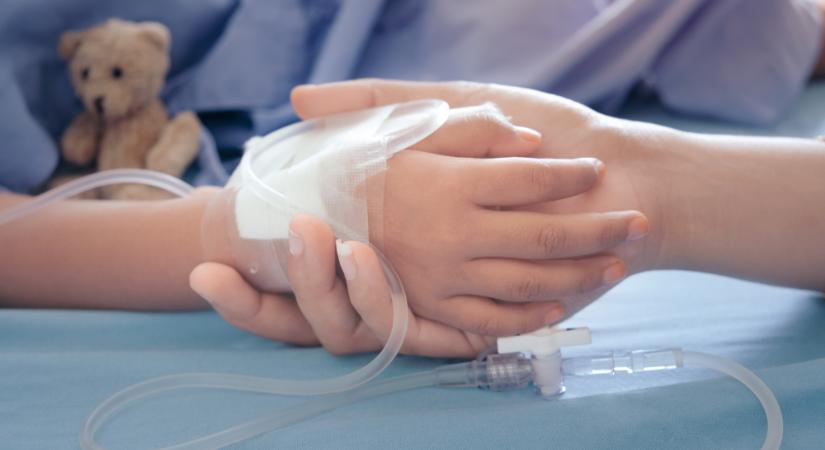 Tragédia: Rosszul sikerült a szívátültetés, meghalt egy kétéves kisfiú