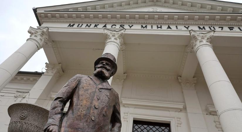 Hírmozaik – február 21.