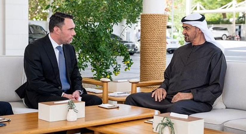 Orbán Viktor főtanácsadója Abu-Dzabiban tárgyalt: geopolitika és békefolyamatok a középpontban