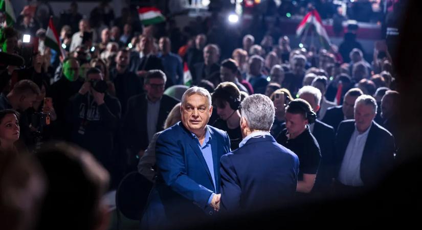Orbán Viktor: Az ukránok el akarják takarítani a nemzeti kormányt
