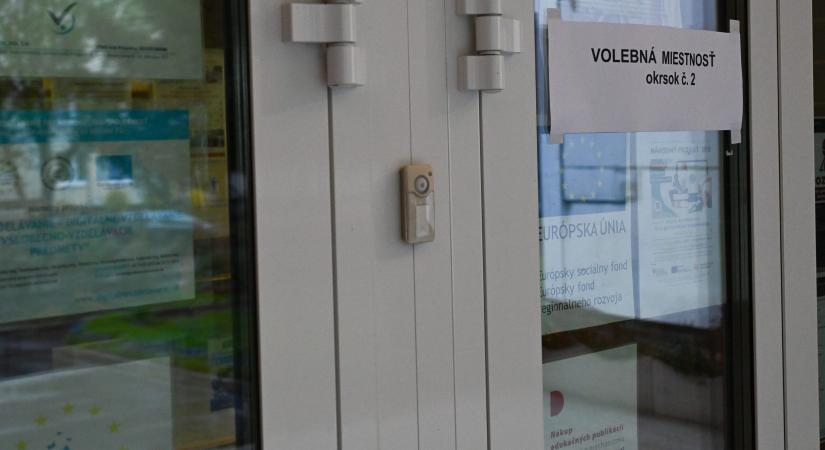 Öt évre növelné a Smer az önkormányzatok választási ciklusát