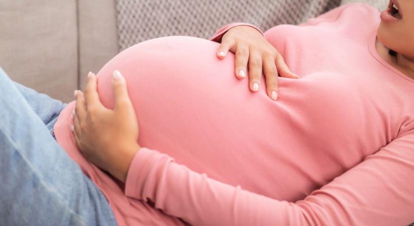 Micsoda nap – egy 19 éves apa segítette világra gyermekét az operátor utasításai alapján