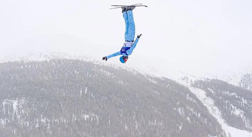 Vasárnapra halasztották a női szabadstílusú síelők félcső döntőjét a téli olimpián