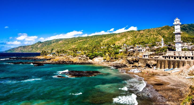 Trópusi nyaralás megfizethető áron? Ez az eldugott sziget lehet a tökéletes úti célod