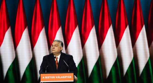 Orbán Viktor: „tiszás lebukás, fölényes fideszes győzelem. 1:0 ide”