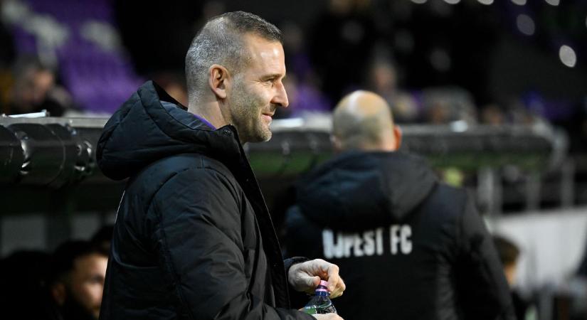 Aggódva figyelt a korábbi szövetségi kapitány, harakiri Miskolcon, korábbi újpesti keserítette a lilákat (VIDEÓ)