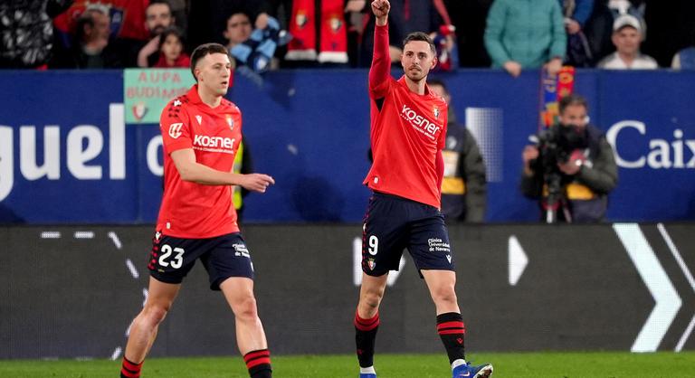 Visszaelőzheti a Barcelona a Realt: a madridiak váratlan pofont kaptak az Osasuna otthonában