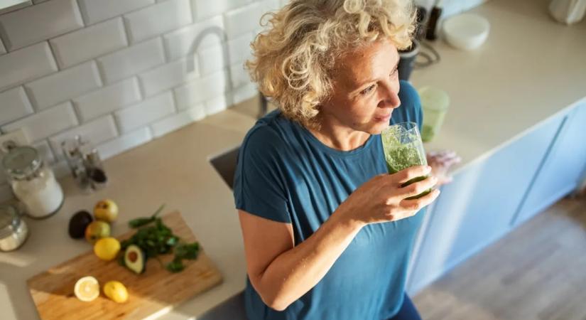 7 ital, ami nagyban segíti az egészséges öregedést