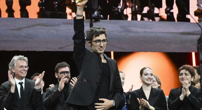 Ilker Catak új filmje kapta a Berlinale Arany Medve-díjat, Sandra Hüller lett a legjobb főszereplő