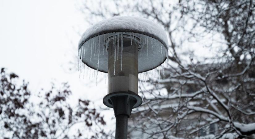 36 órája nincs áram Vas vármegye egyes részein a havazás miatt