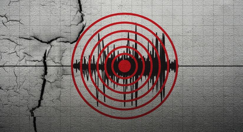 "Annyira megijedtünk, hogy kiszaladtunk az utcára" - Egy hírben minden infó a szombati földrengésről