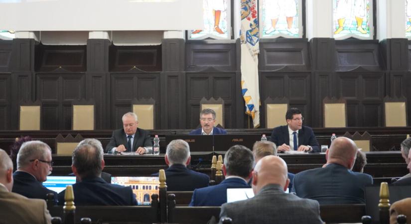 Ifjúsági programot indít a megyei önkormányzat debreceni fiatalok részére