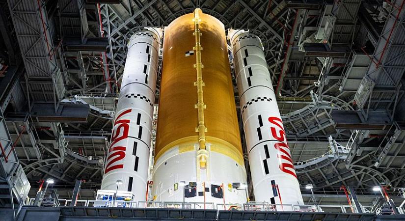 Rossz hírt közölt a NASA: Mégsem indulnak egyelőre űrhajósok a Holdhoz
