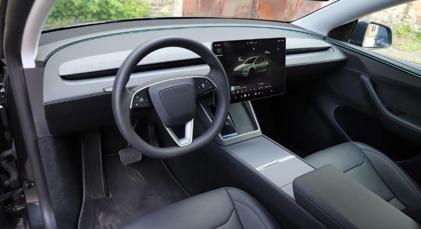 Potom pénzért vehetsz Teslát a NAV-árverésen, ha elég gyors vagy!