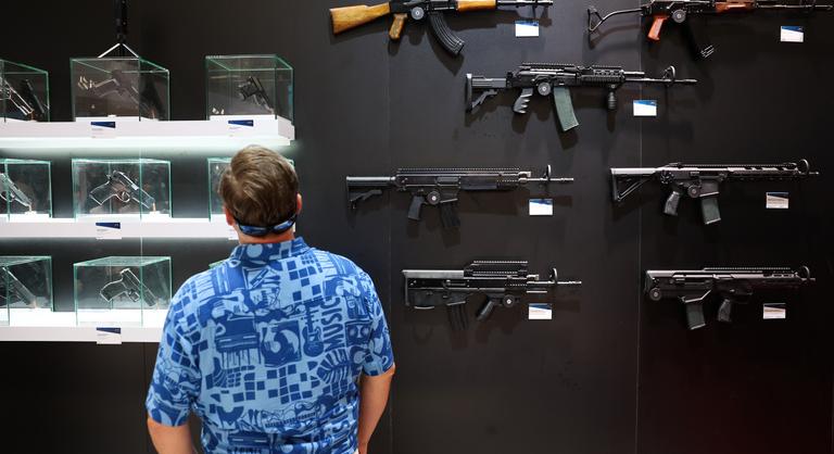 Hihetetlen ütemben fegyverkeznek a lengyelek, de nem attól félnek, amire először gondolnánk