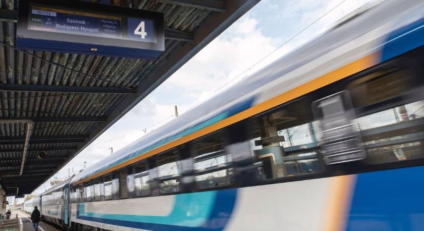 Minden jó, ha a vége jó? Szívmelengető történet kapott szárnyra az egyik debreceni vonatról!