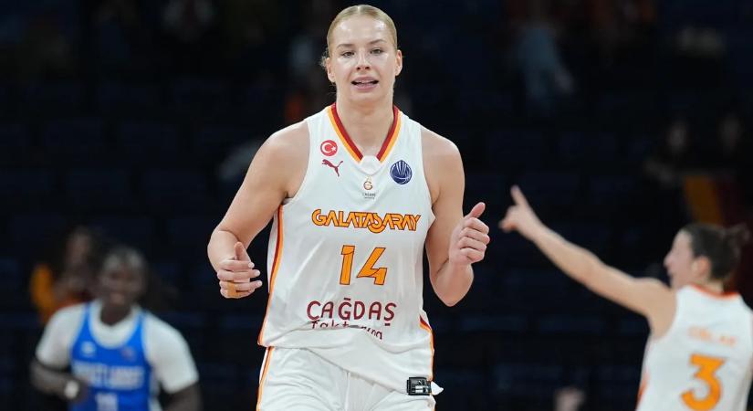 Fantasztikus elismerést kapott a csodaszép magyar játékos – kép