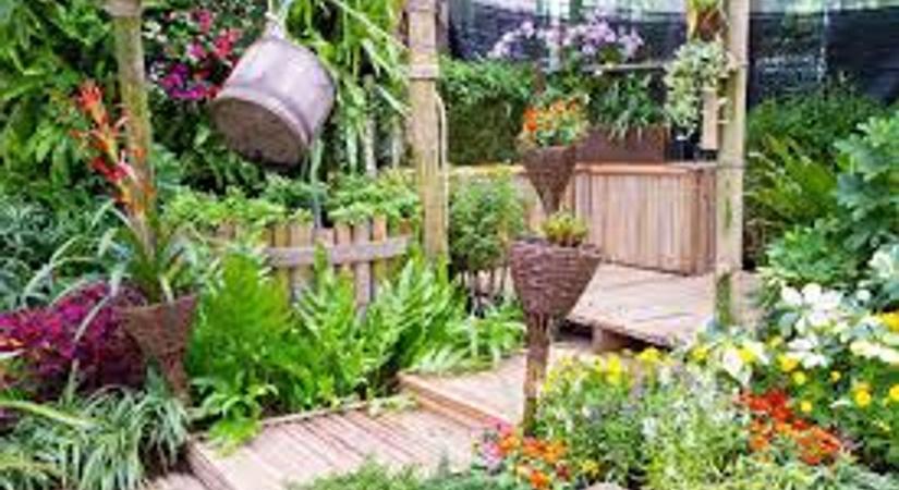 Tavaszi kertészkedés: mit mikor ültessünk, hogyan készítsük elő a talajt és hogyan alapozzuk meg az egész éves termést?