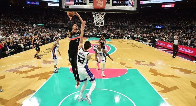 18 pontos hátrányból fordított a Knicks; Wembanyama vezérletével nyert a Spurs– videó