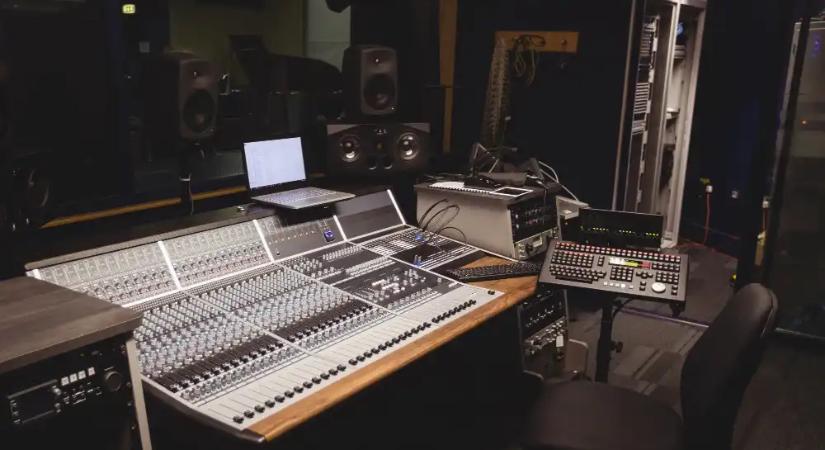 A Sony felveszi a harcot az AI-zene jogsértései ellen