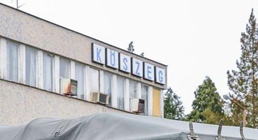 Félpályán halad a forgalom a 87-esen, fennakadás van a kőszegi határon