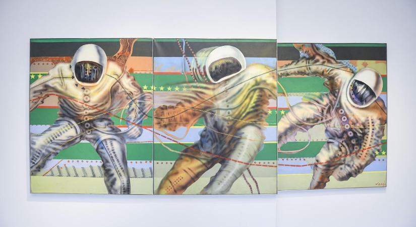 Ludmil Siskov bolgár származású képzőművész pop-artos, futurisztikus és erotikus festményeit láthatjuk a Nemes Galéria kiállításán