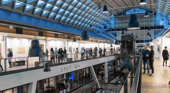 Hétvégén jön az Art and Antique – Csernus művek, 50 galéria és 600 ezer forintos gyémánt a Bálnában