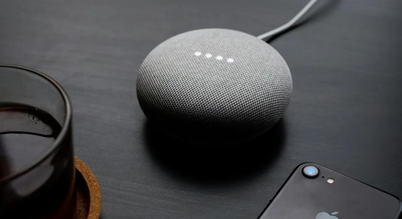 Mindig hallgatózhat a hivatalos ChatGPT okoshangszóró